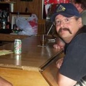 Meet your Posher, Dennis